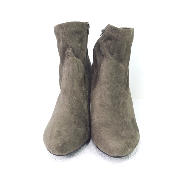 Lane Bryant Bootie Green Chunky Block Heel Ankle Boots Shoes Womens Size 12 Wide - Picture 2 of 7